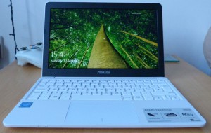 Asus X205TA